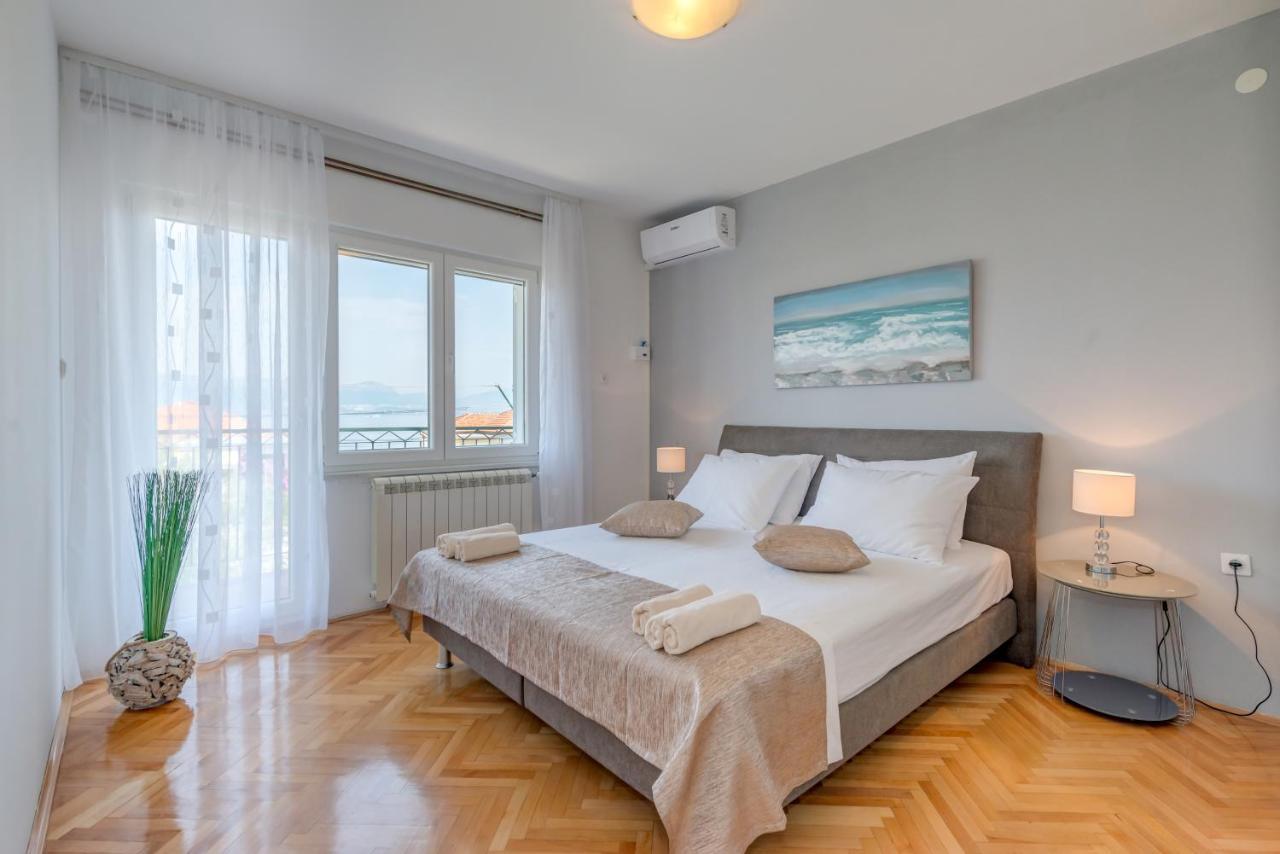 Apartments By The Sea Slatine, Ciovo - 11047 Luaran gambar