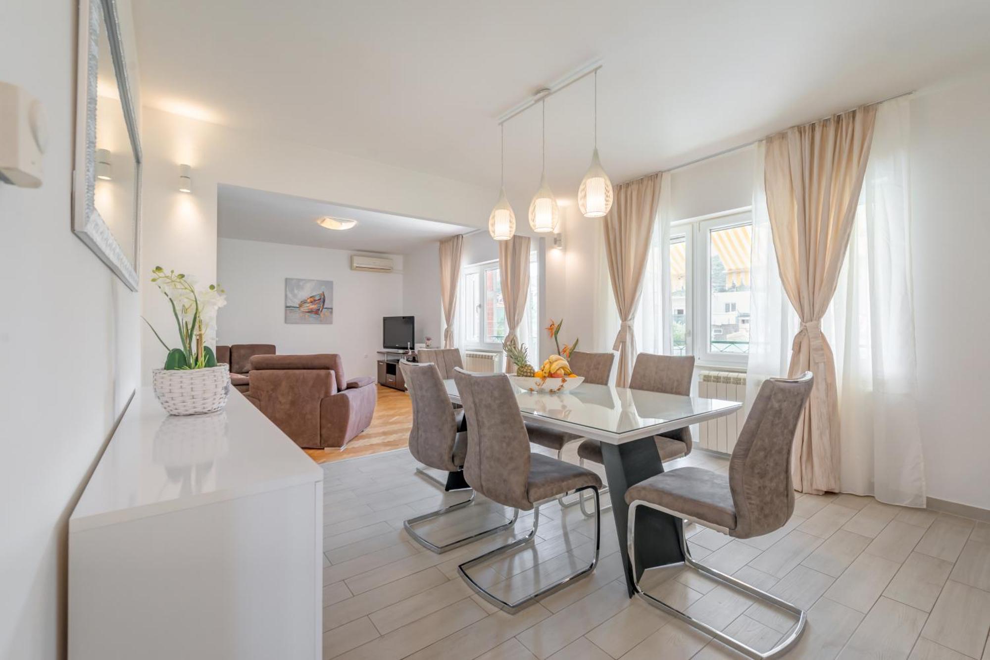 Apartments By The Sea Slatine, Ciovo - 11047 Bilik gambar